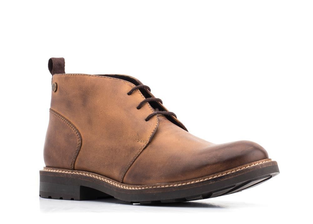 base chukka boots